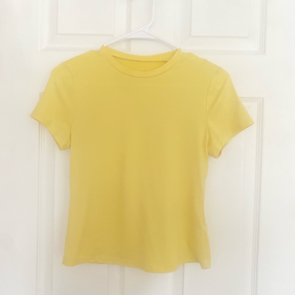 SHEIN Tops - Classic Short Sleeve Tee in Sunny Yellow